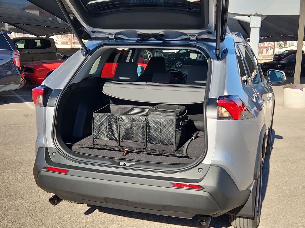 Thumbnail: 2025 Toyota RAV4 - 23