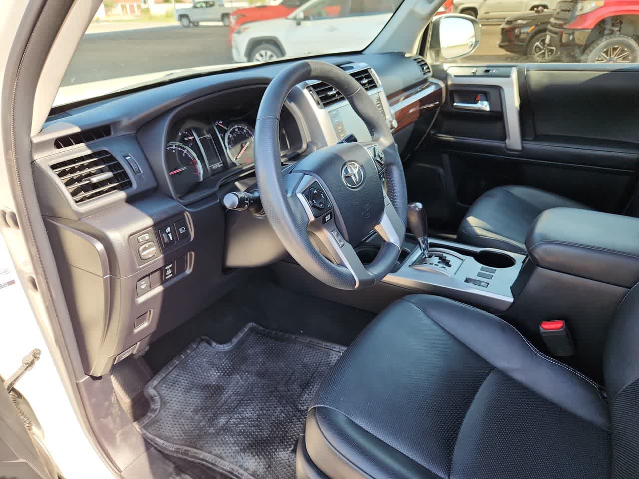 Thumbnail: 2021 Toyota 4Runner - 10