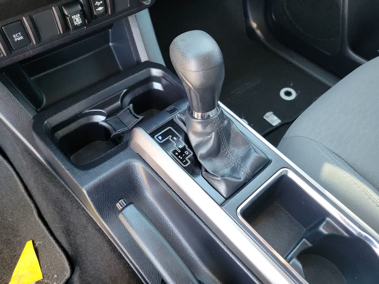 Thumbnail: 2019 Toyota Tacoma - 17