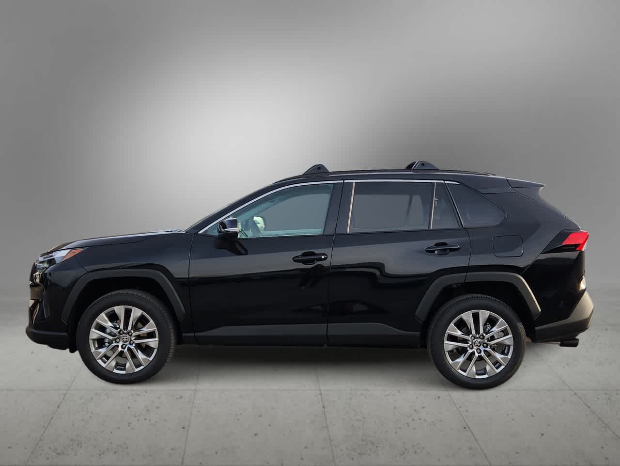 Thumbnail: 2025 Toyota RAV4 - 5