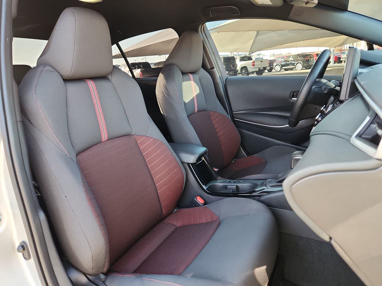 Thumbnail: 2025 Toyota Corolla - 18