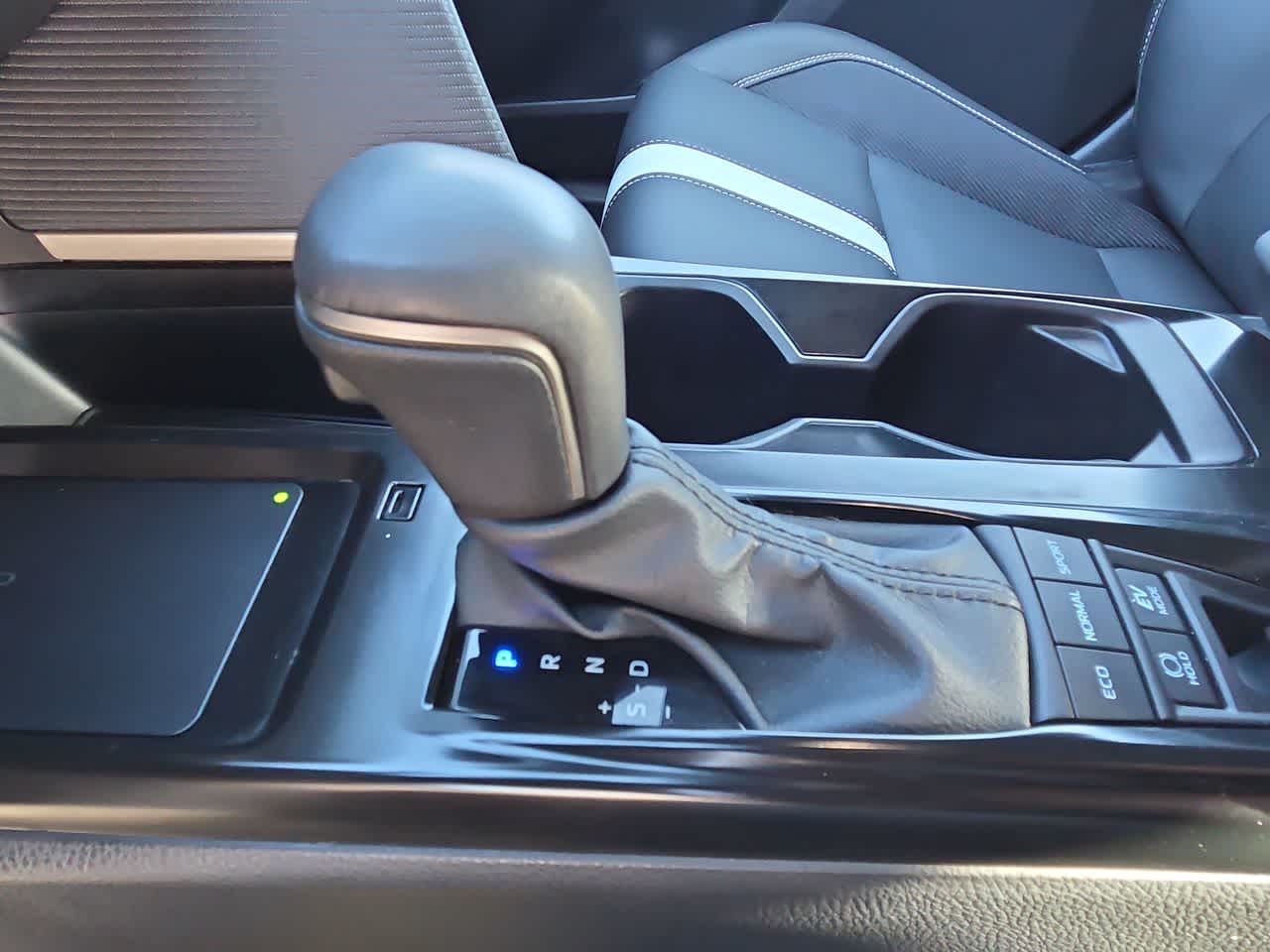 Thumbnail: 2025 Toyota Camry - 21