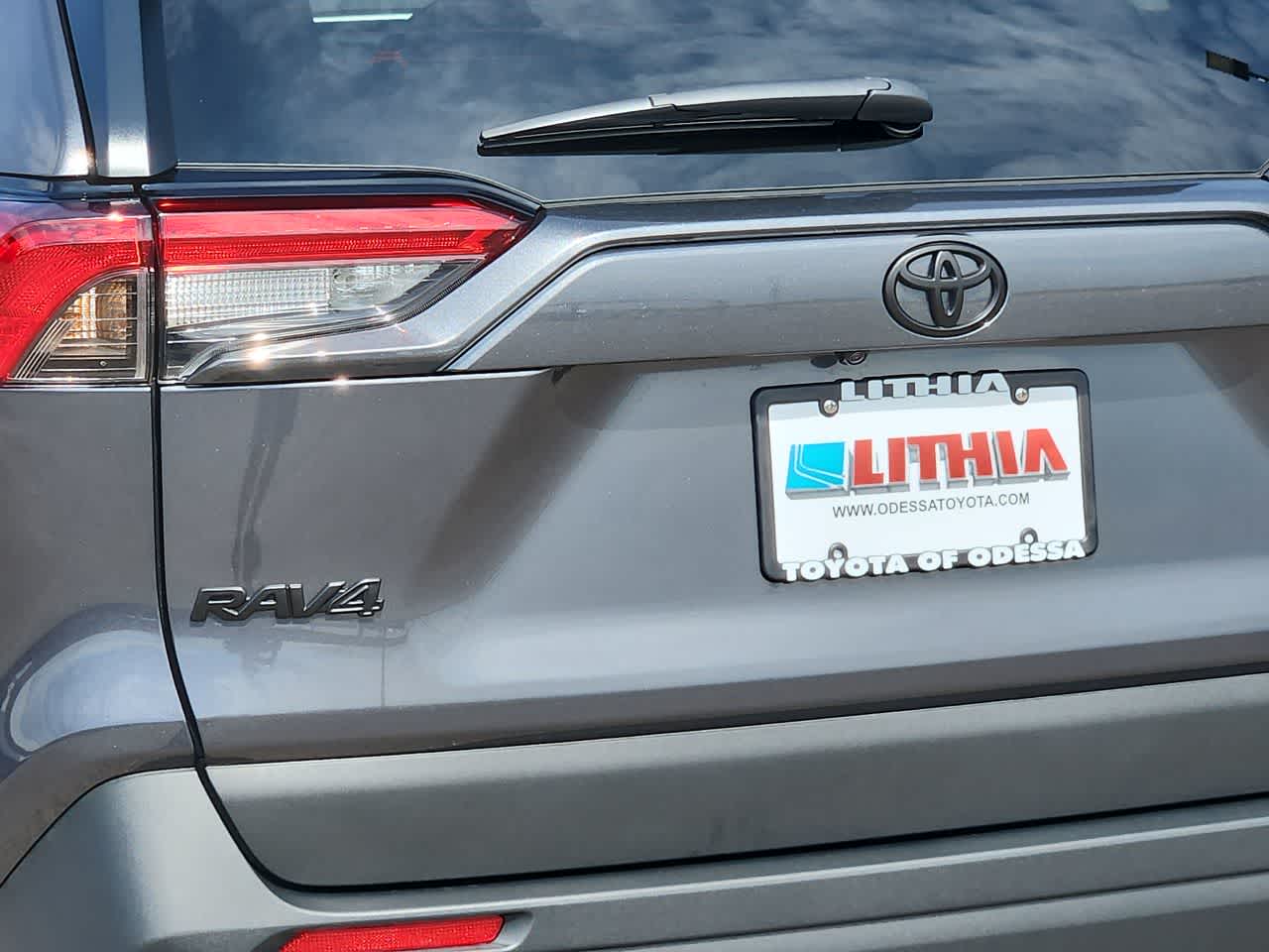 Thumbnail: 2025 Toyota RAV4 - 11