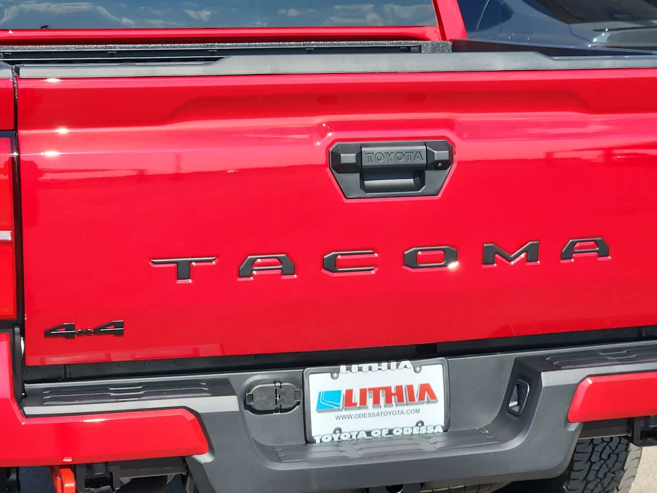 Thumbnail: 2025 Toyota Tacoma - 11