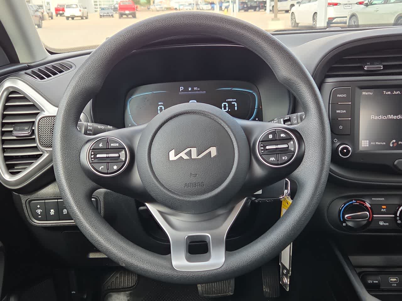 Thumbnail: 2025 Kia Soul - 19