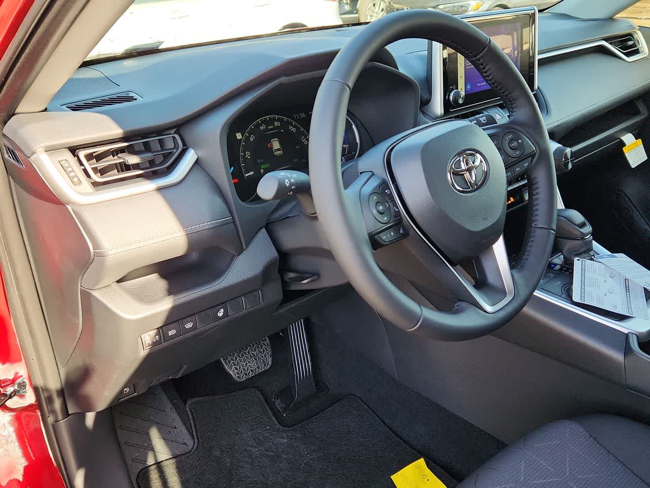 Thumbnail: 2025 Toyota RAV4 - 10