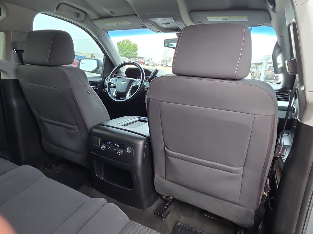 Thumbnail: 2018 Chevrolet Suburban - 16