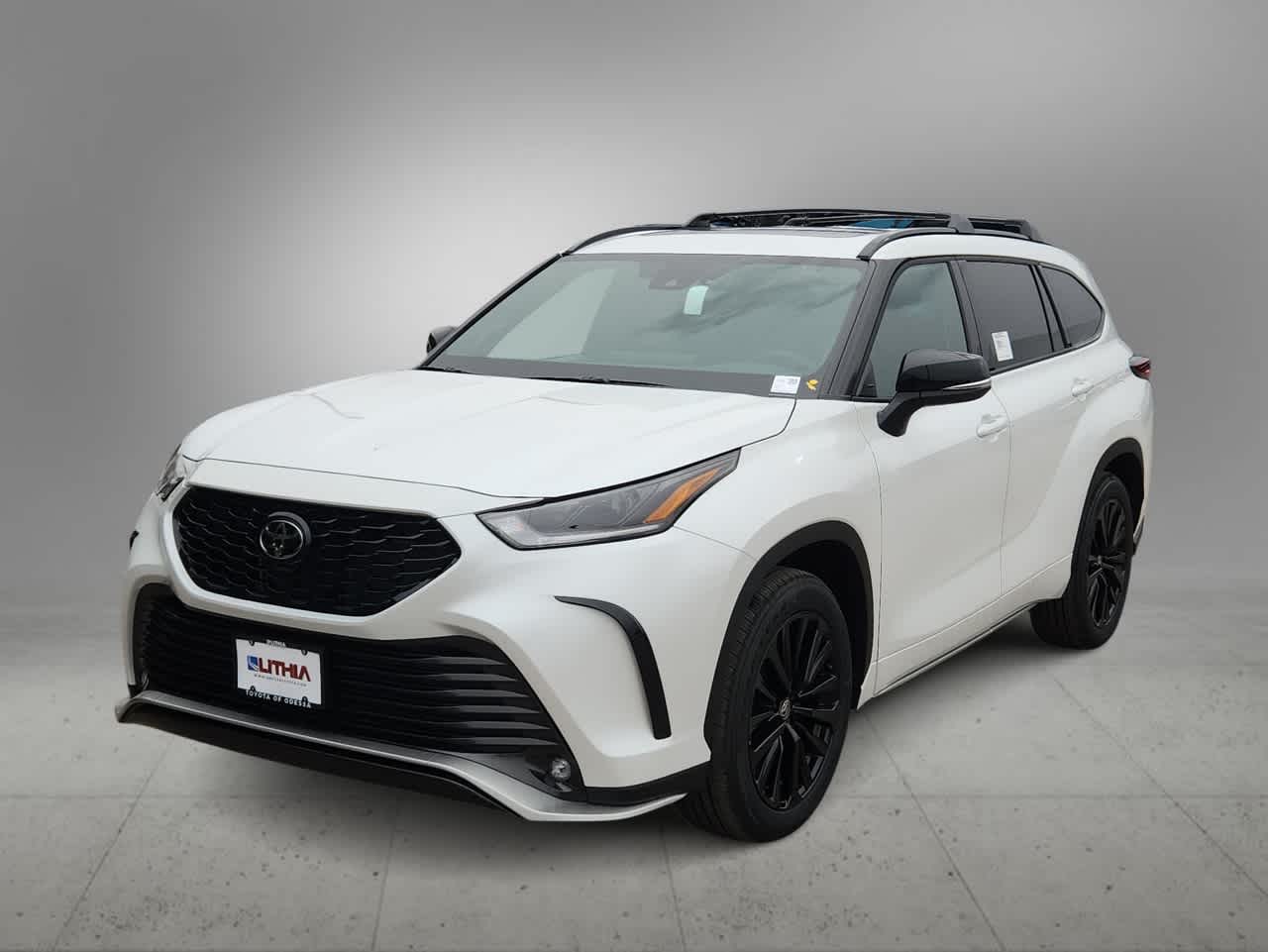 Thumbnail: 2026 Toyota Highlander - 1