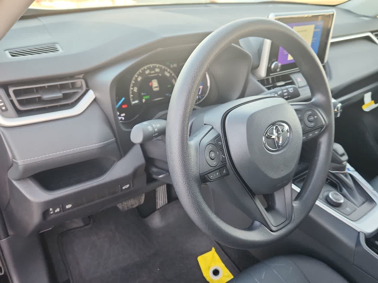 Thumbnail: 2025 Toyota RAV4 - 10