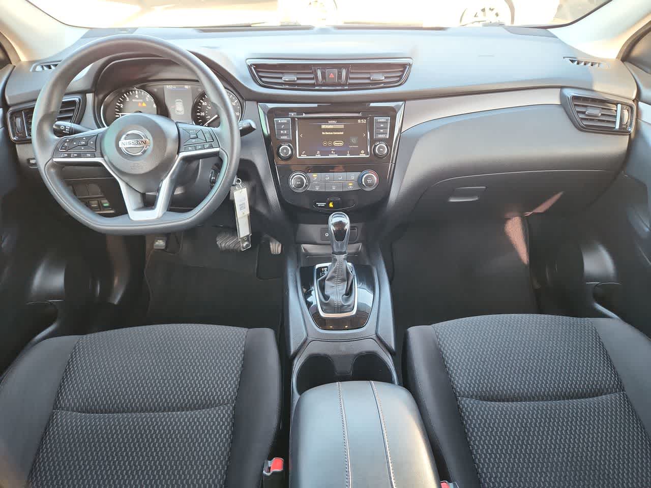 Thumbnail: 2022 Nissan Rogue Sport - 14