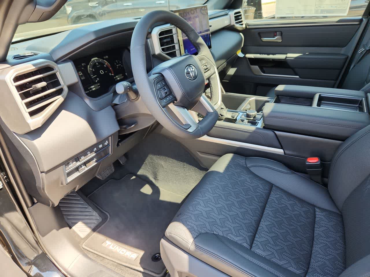 2025 Toyota Tundra Limited 10
