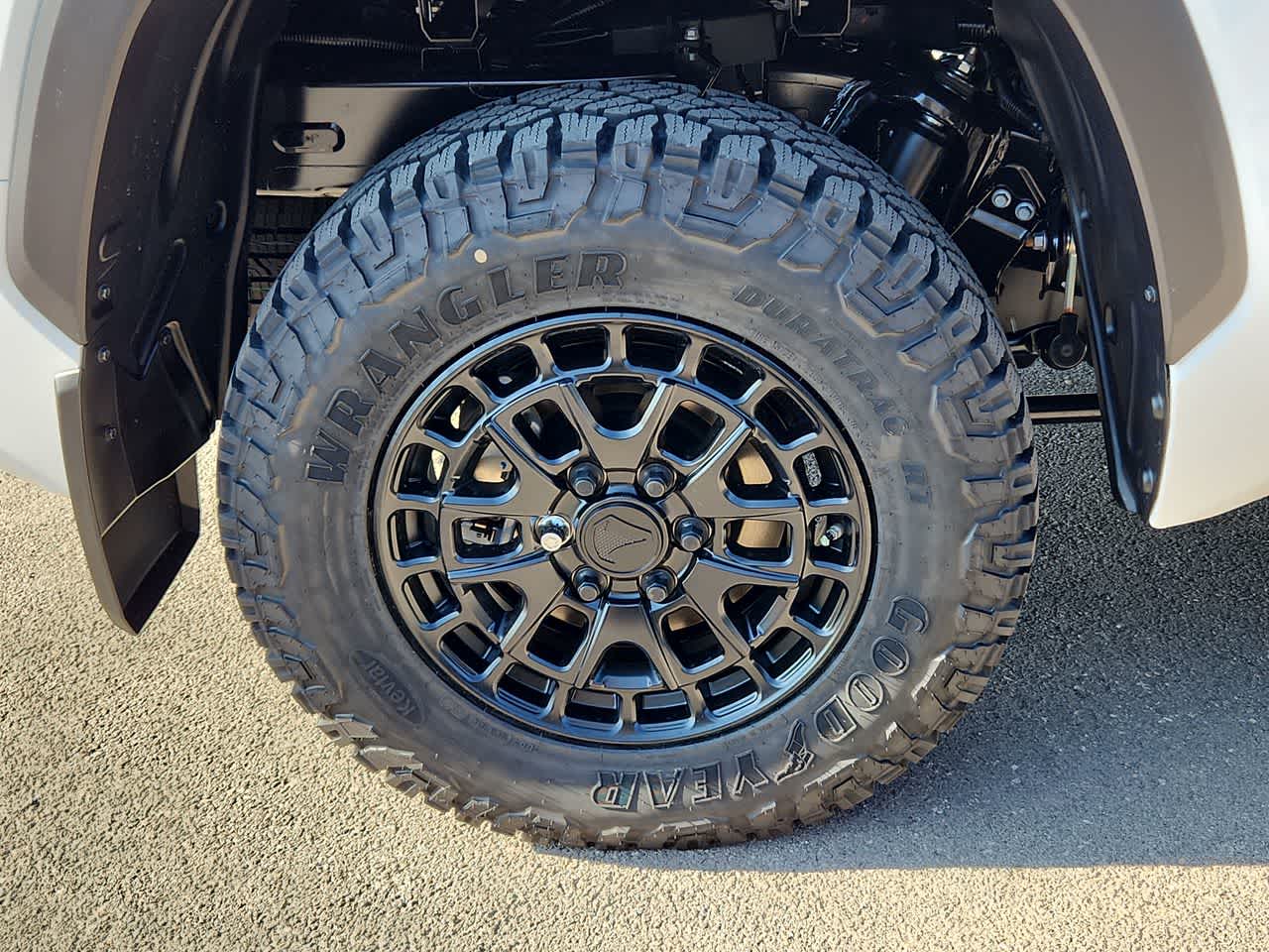 Thumbnail: 2025 Toyota Tundra - 12