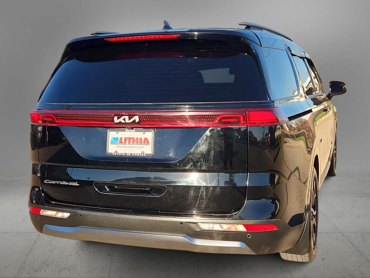 Thumbnail: 2022 Kia Carnival - 7