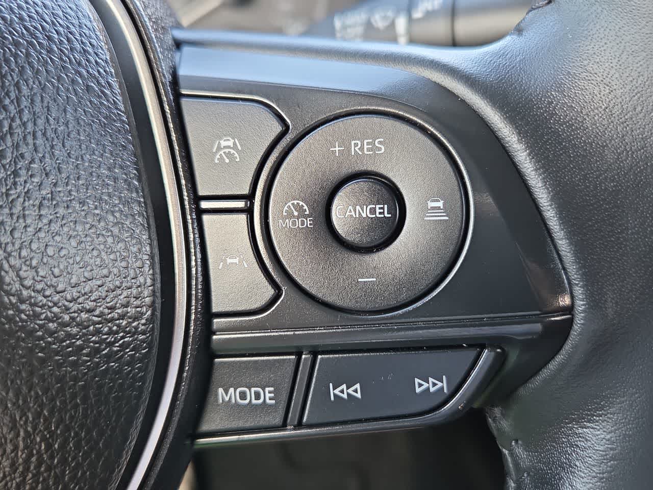 Thumbnail: 2025 Toyota Corolla - 23