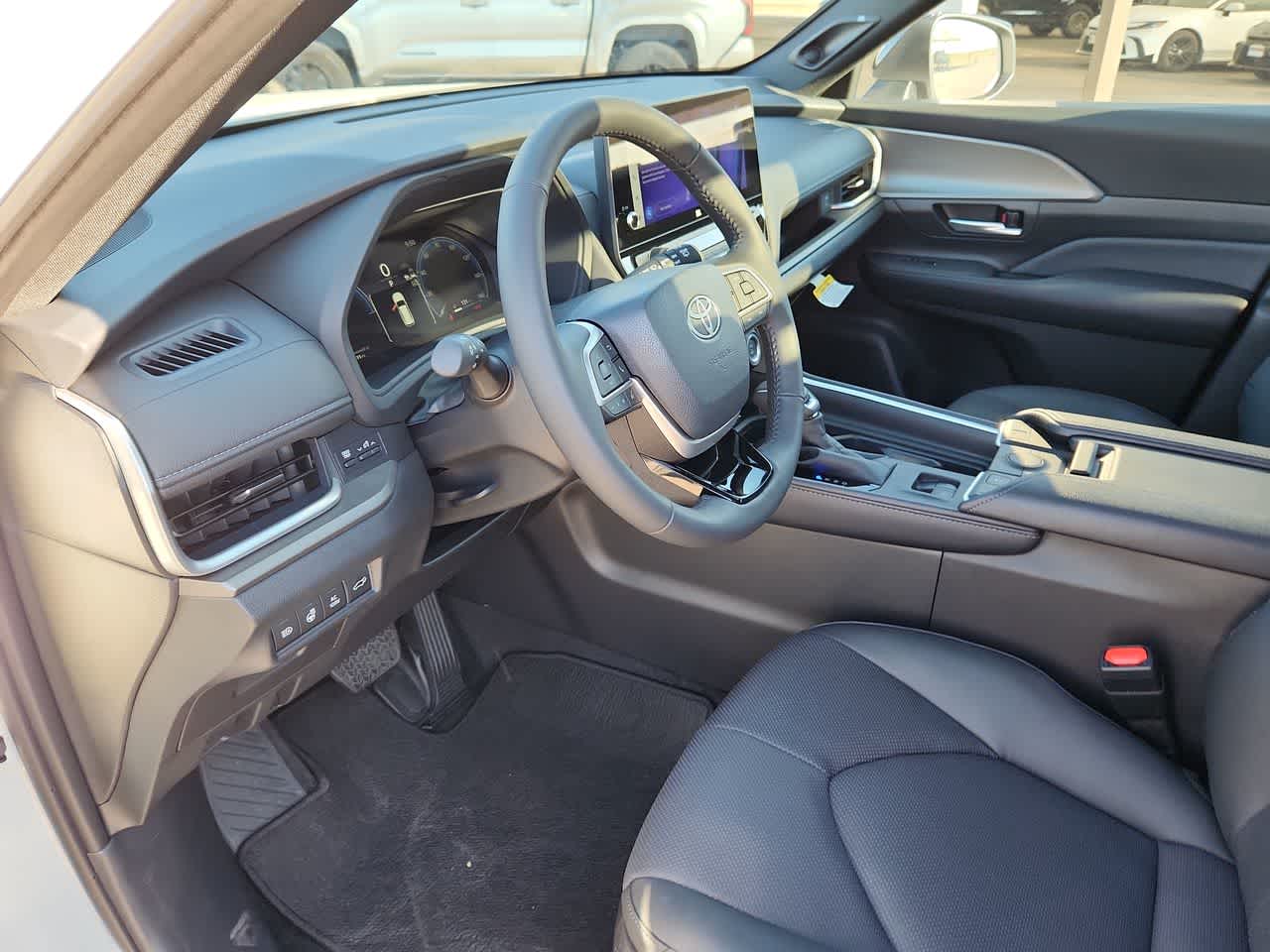 Thumbnail: 2026 Toyota Grand Highlander - 10
