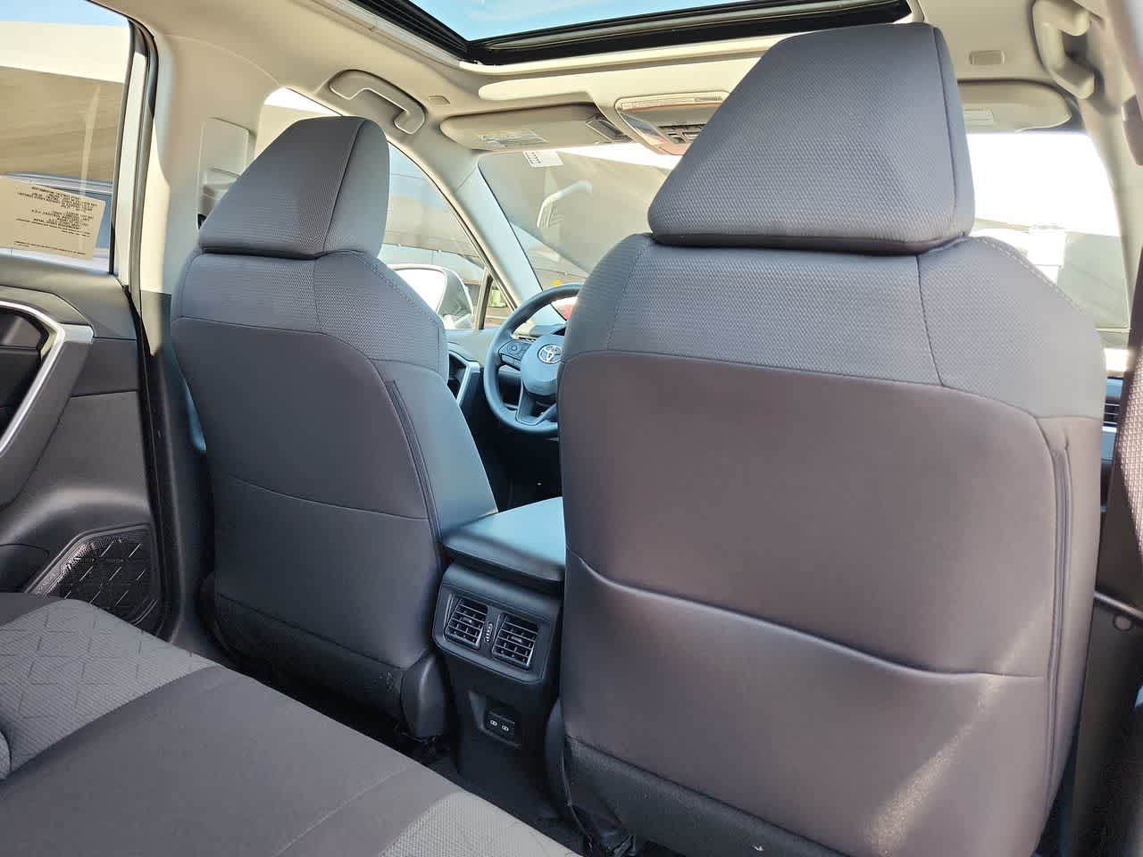 Thumbnail: 2025 Toyota RAV4 - 16