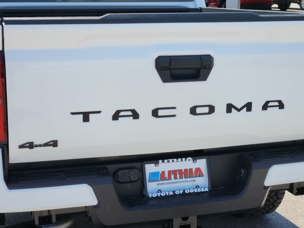 Thumbnail: 2025 Toyota Tacoma - 11