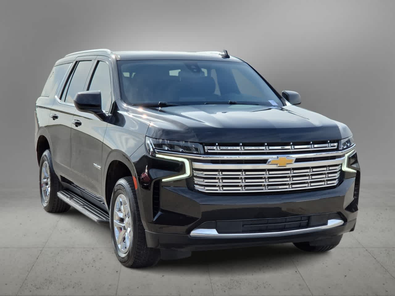 Thumbnail: 2021 Chevrolet Tahoe - 3