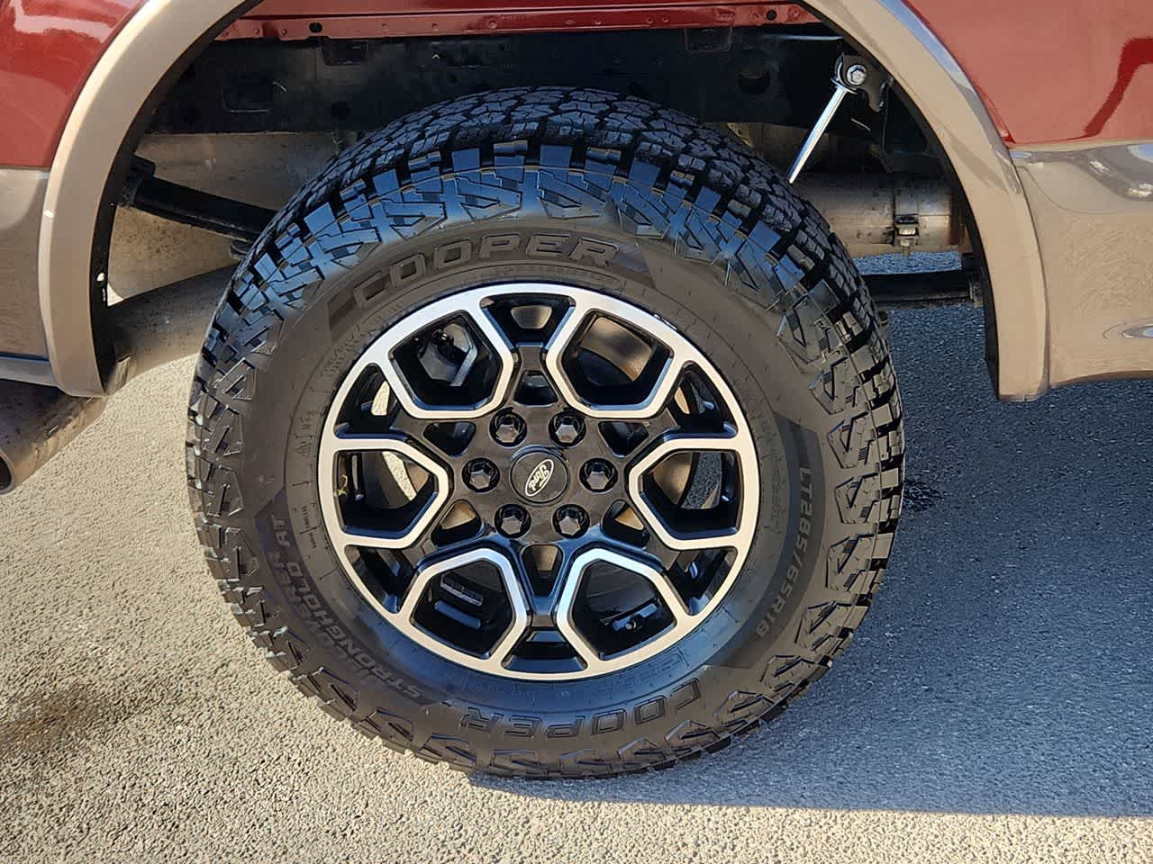 Thumbnail: 2017 Ford F-150 - 12