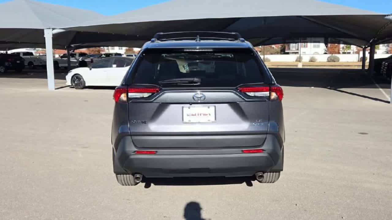 Thumbnail: 2025 Toyota RAV4 - 8