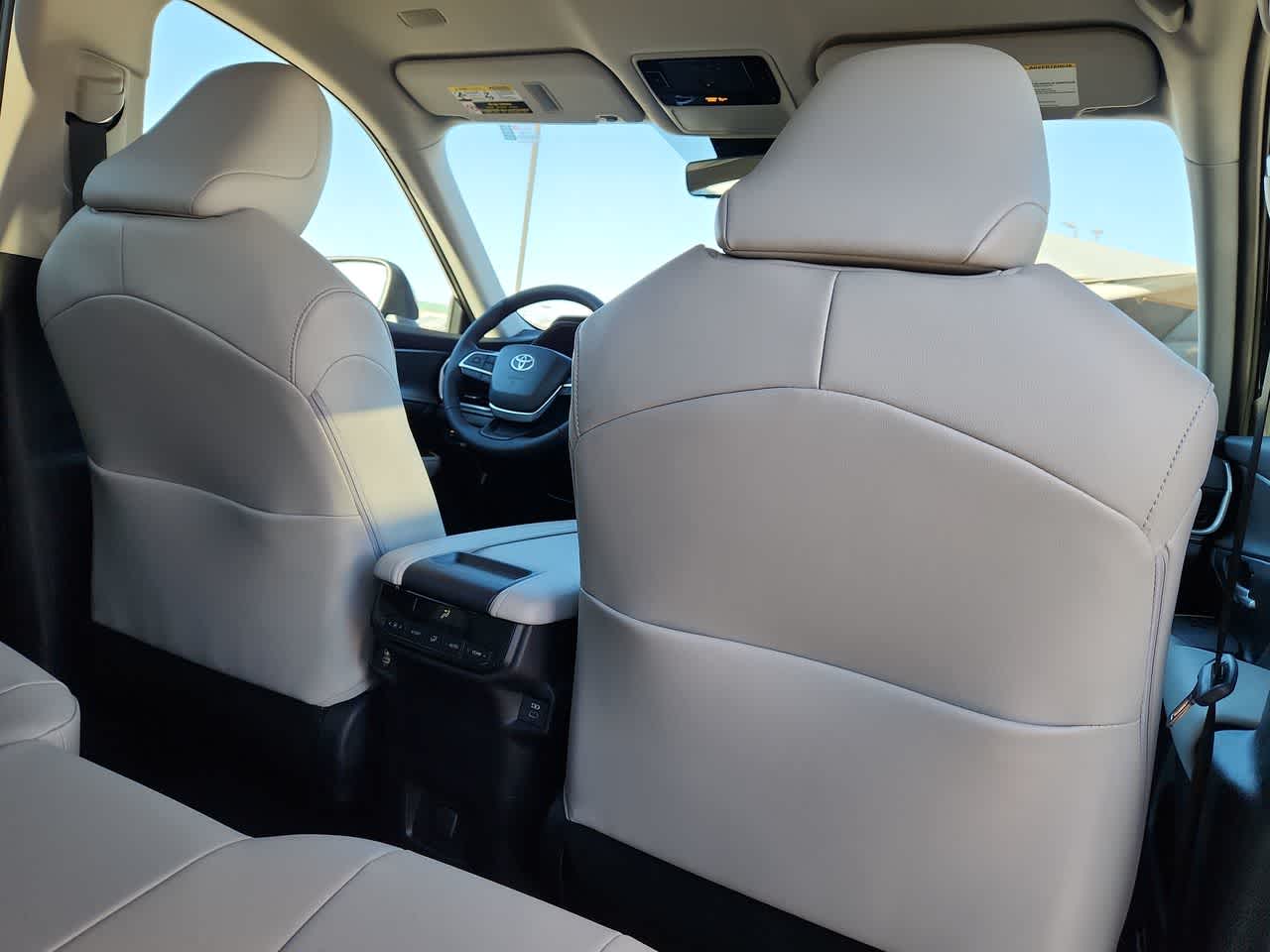 Thumbnail: 2026 Toyota Grand Highlander - 16