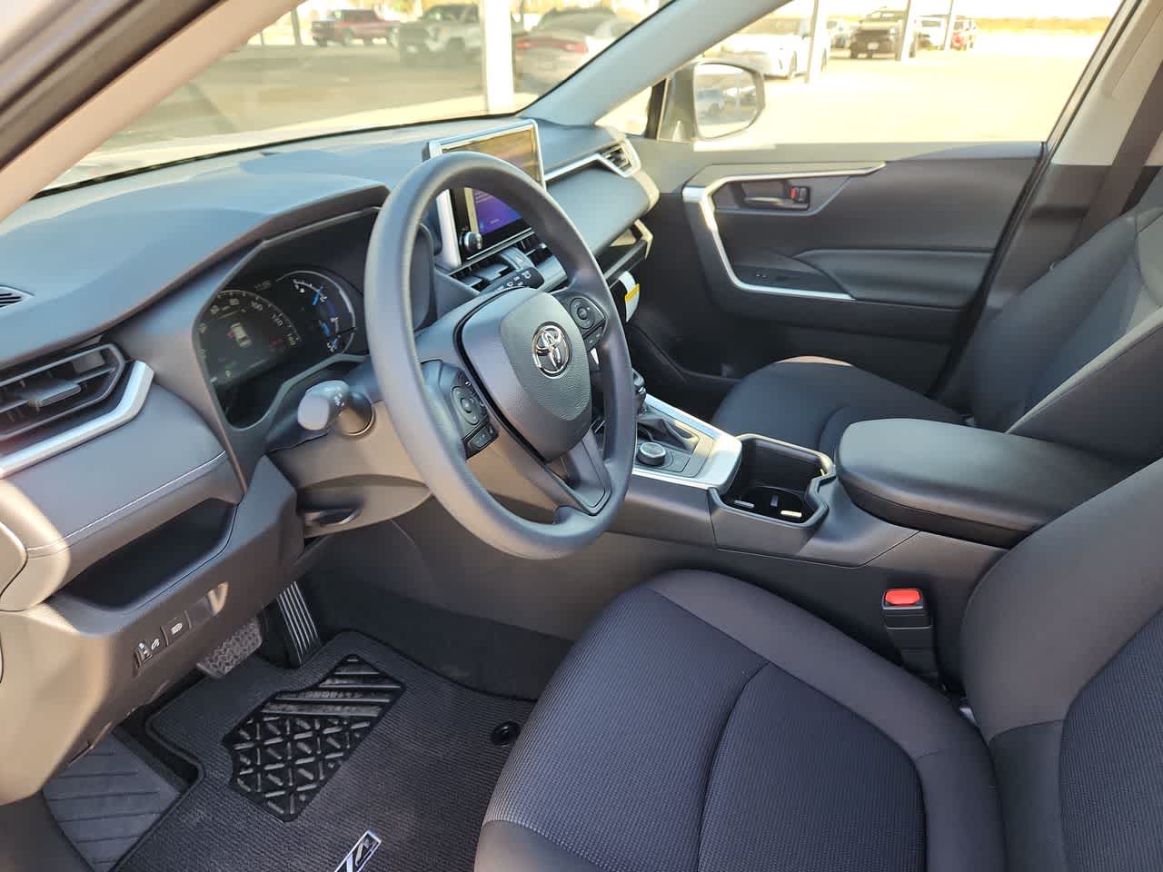 Thumbnail: 2025 Toyota RAV4 - 10