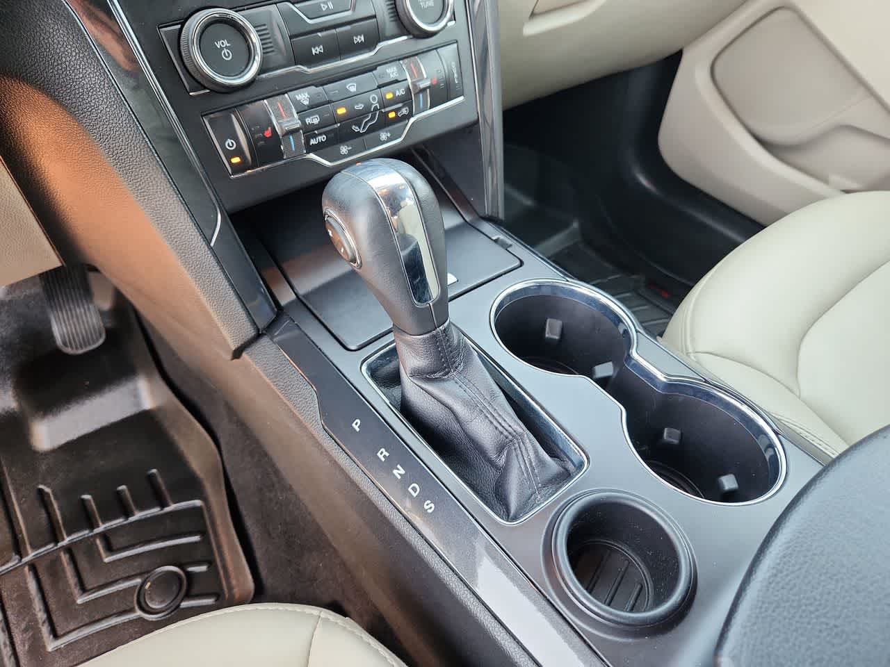 Thumbnail: 2019 Ford Explorer - 21