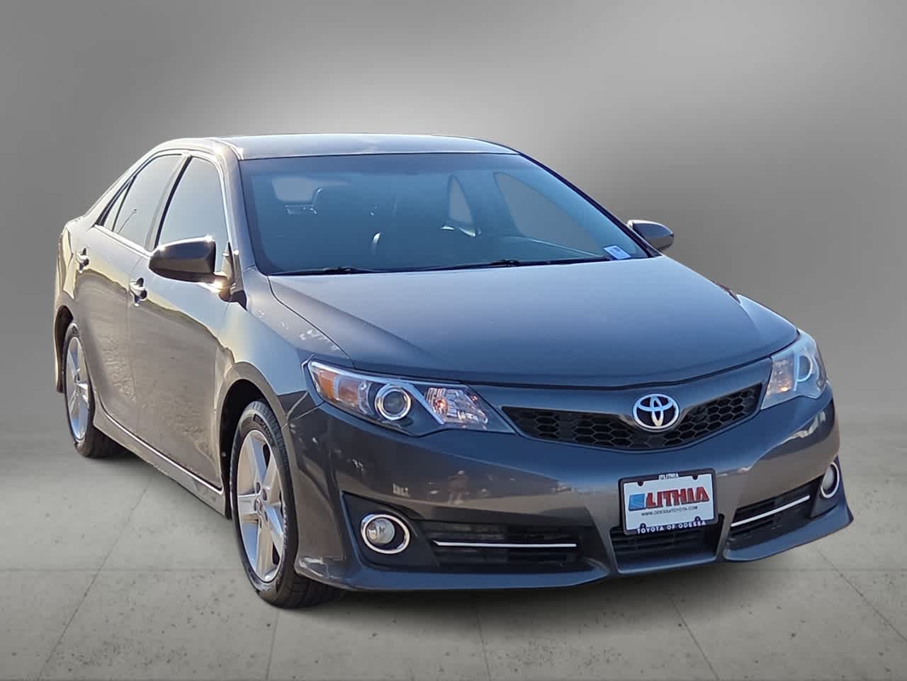 Thumbnail: 2013 Toyota Camry - 3