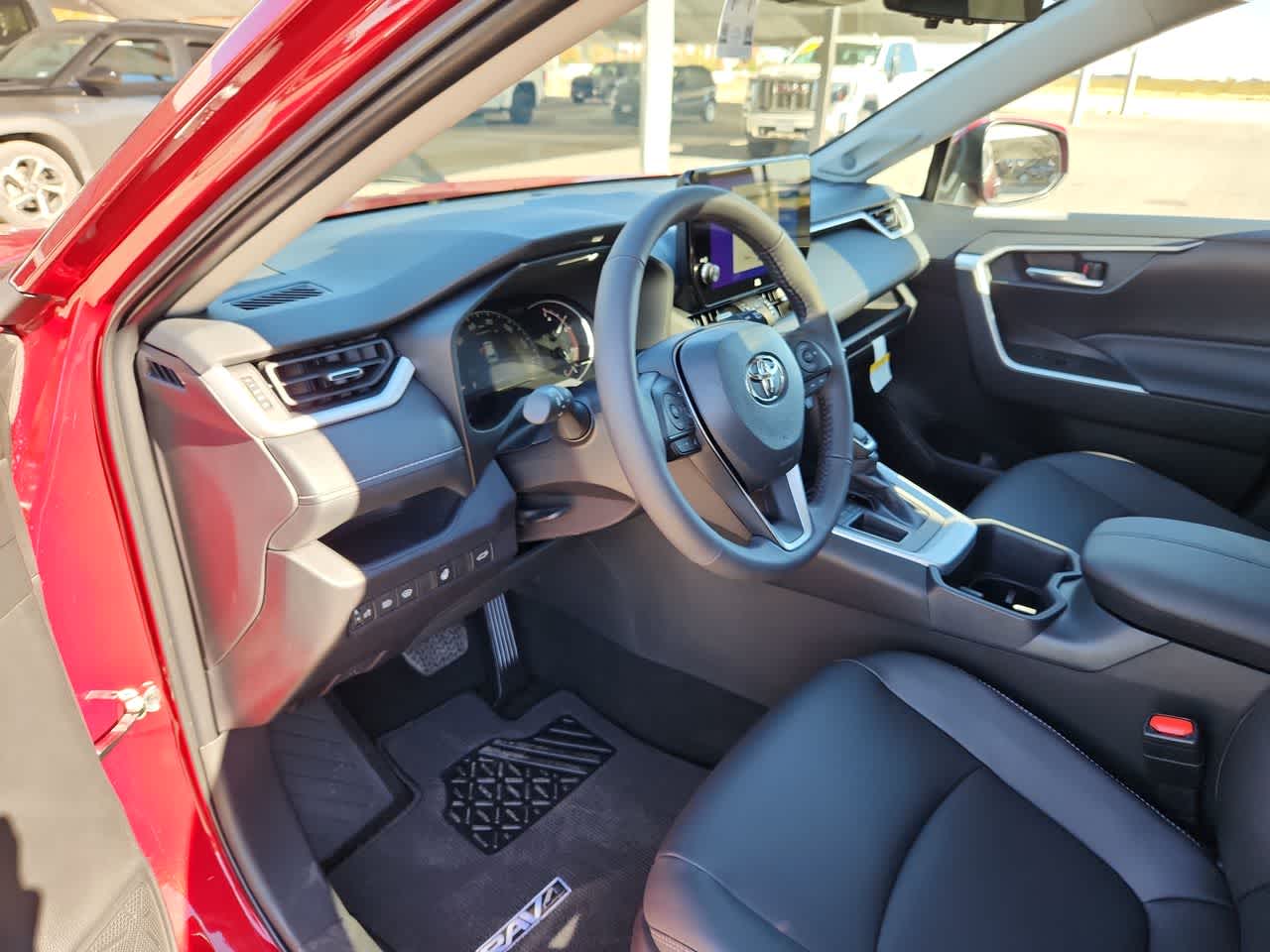 Thumbnail: 2025 Toyota RAV4 - 10