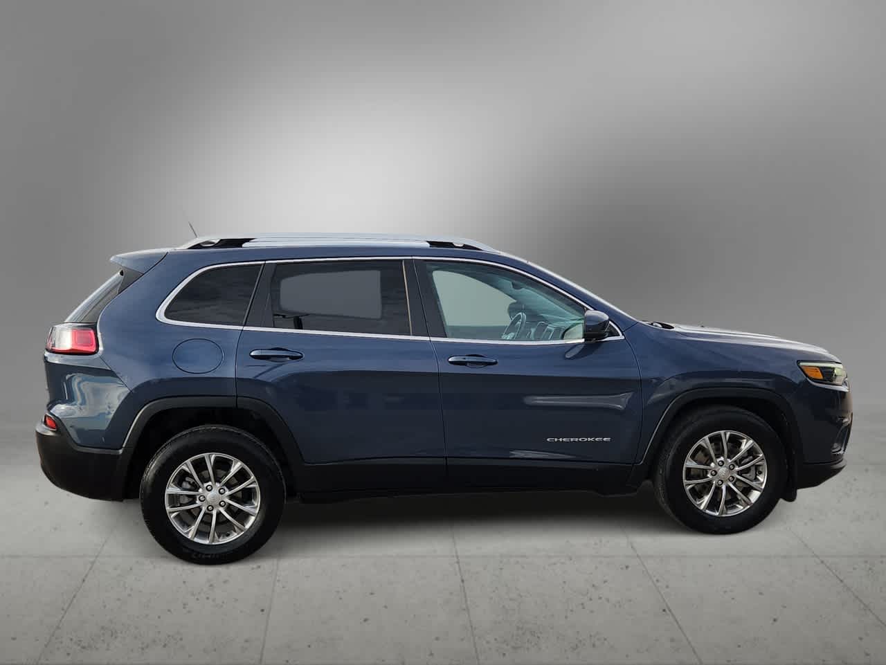 Thumbnail: 2021 Jeep Cherokee - 9