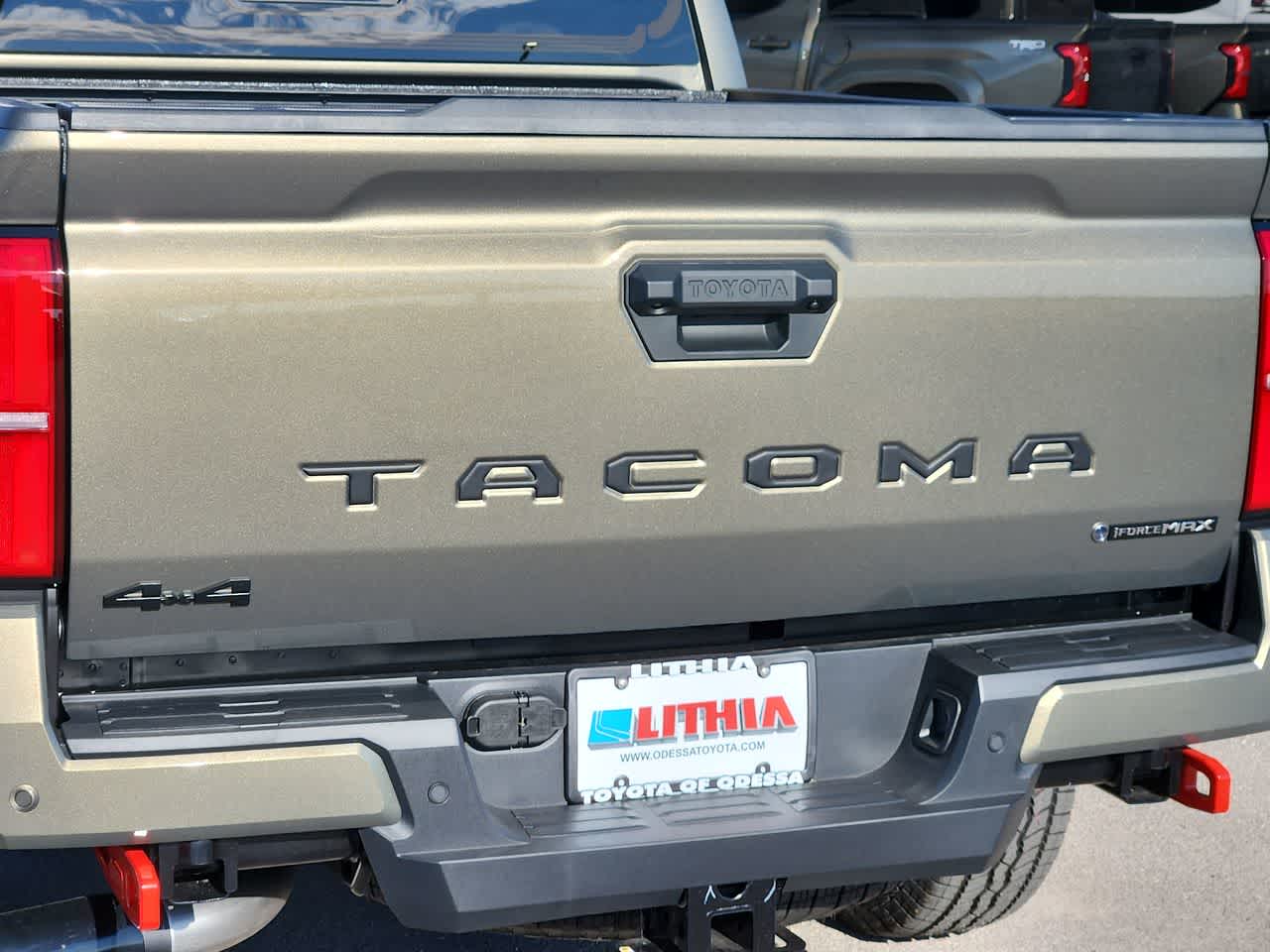 Thumbnail: 2025 Toyota Tacoma - 11