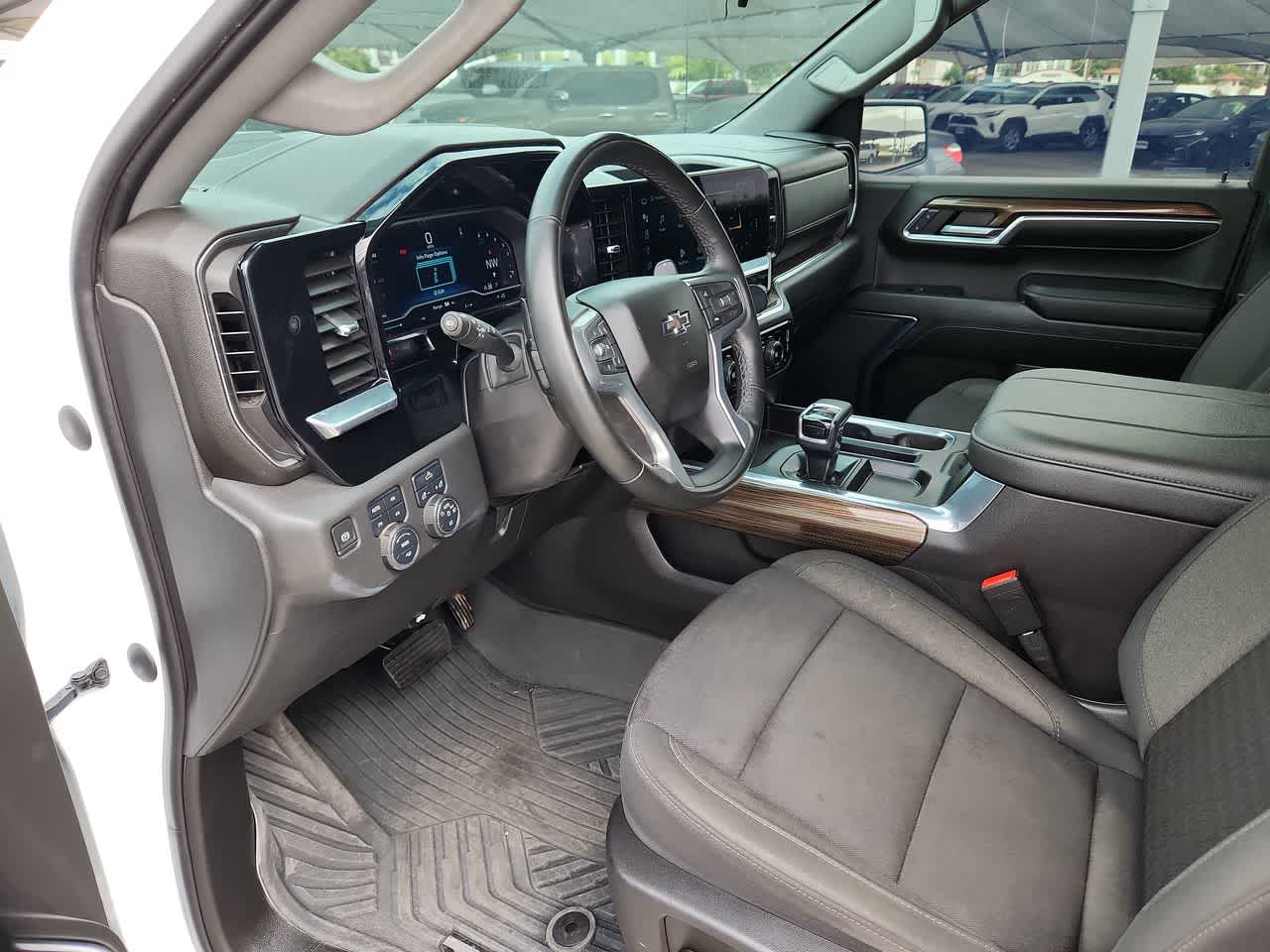 Thumbnail: 2023 Chevrolet Silverado 1500 - 10