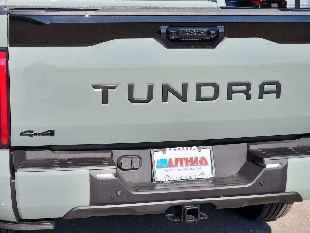 Thumbnail: 2025 Toyota Tundra - 11