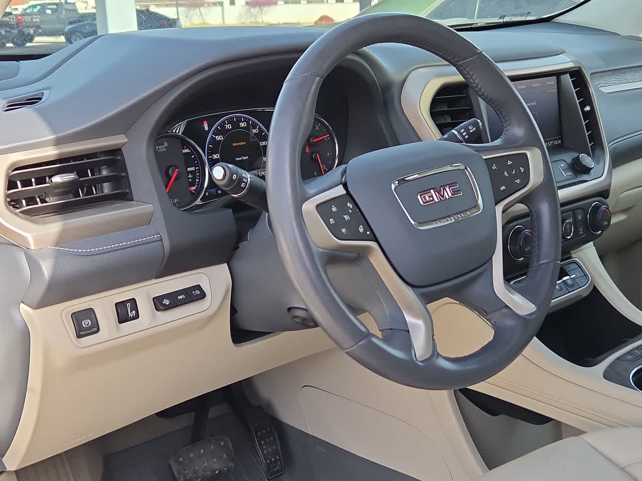 Thumbnail: 2020 GMC Acadia - 10