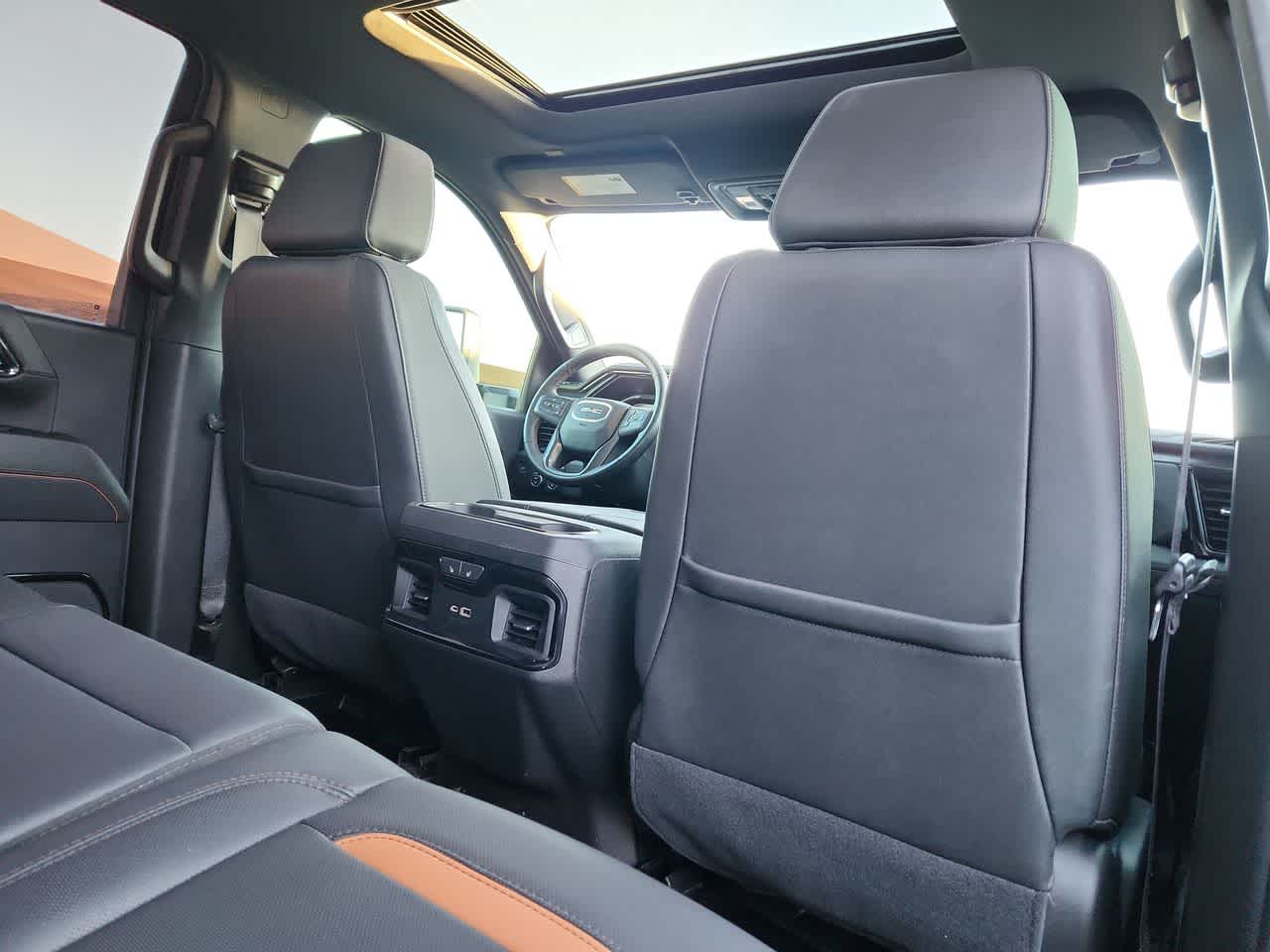 Thumbnail: 2024 GMC Sierra 2500 - 16