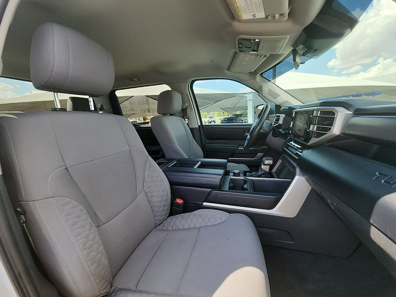 Thumbnail: 2022 Toyota Tundra - 14