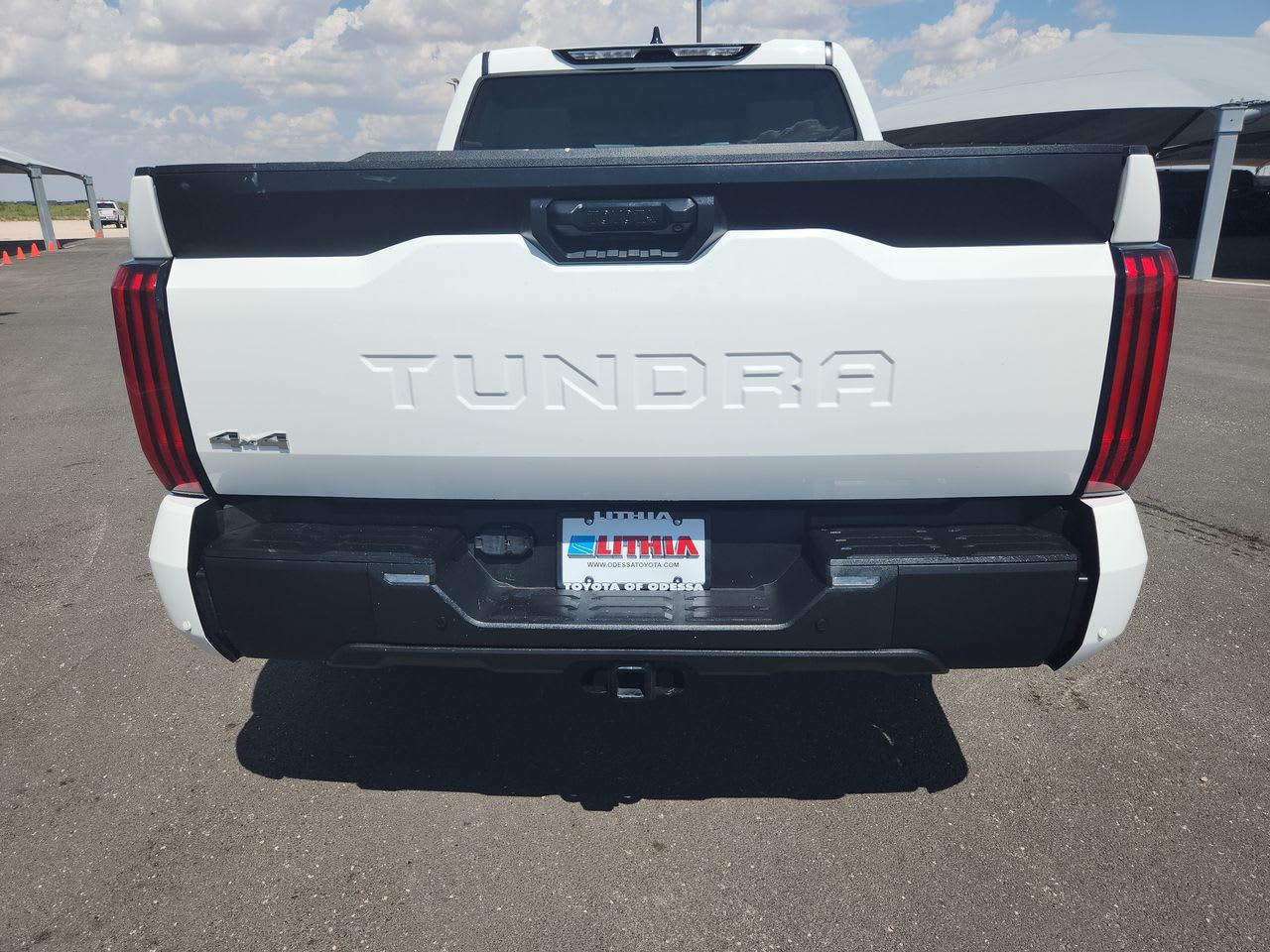 Thumbnail: 2022 Toyota Tundra - 5