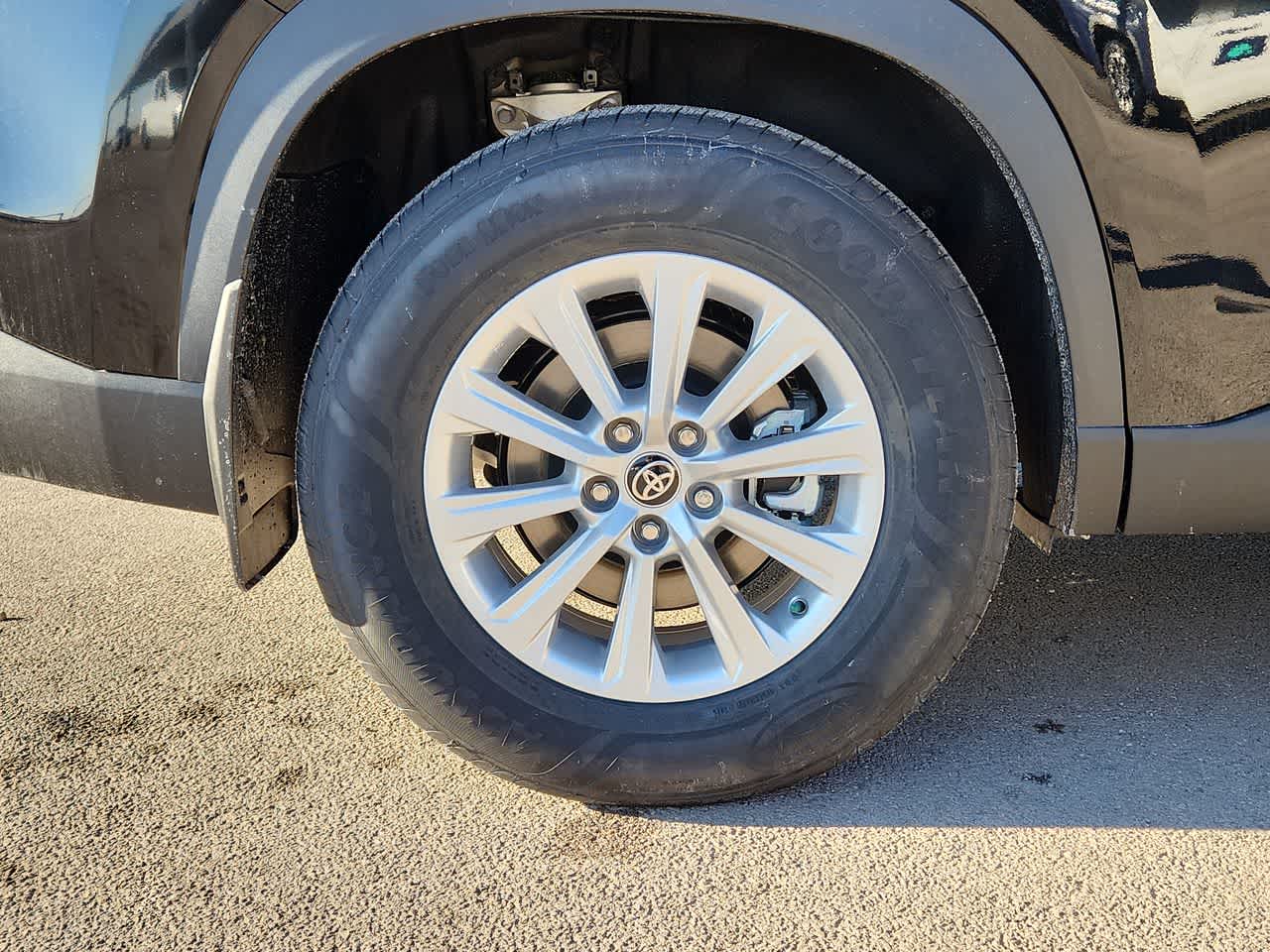 Thumbnail: 2026 Toyota Grand Highlander - 12