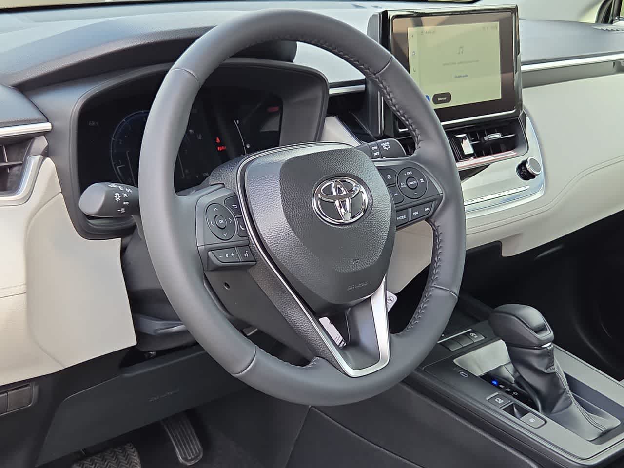 Thumbnail: 2026 Toyota Corolla Cross - 10