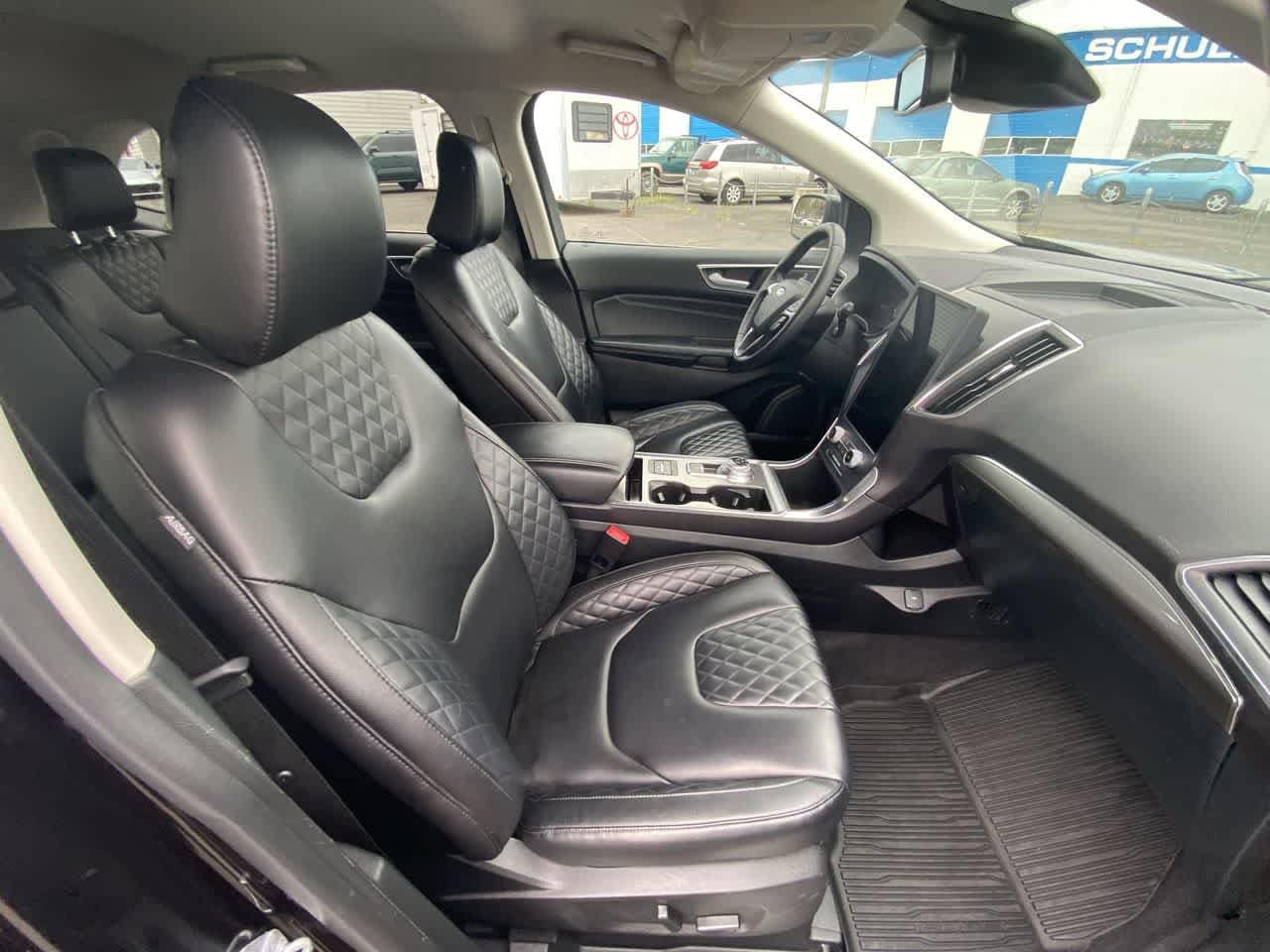 Thumbnail: 2023 Ford Edge - 23