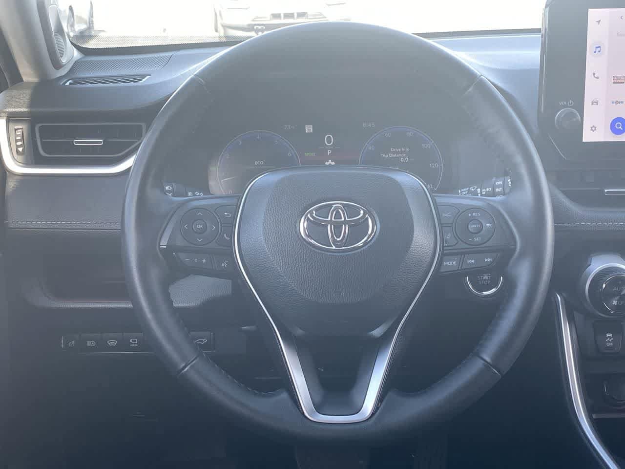 Thumbnail: 2025 Toyota RAV4 - 14