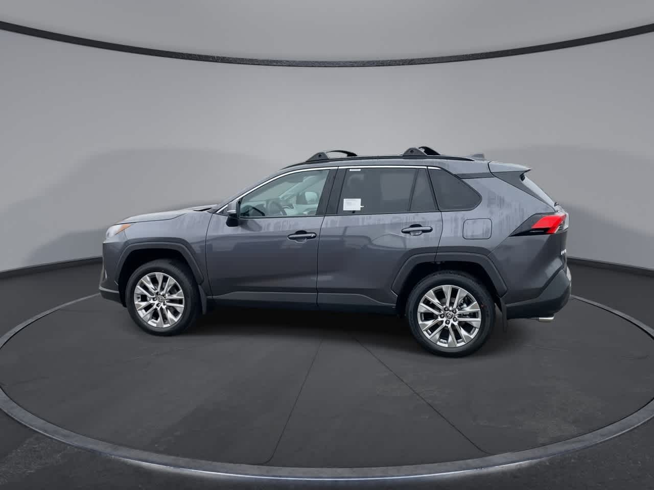 Thumbnail: 2025 Toyota RAV4 - 6