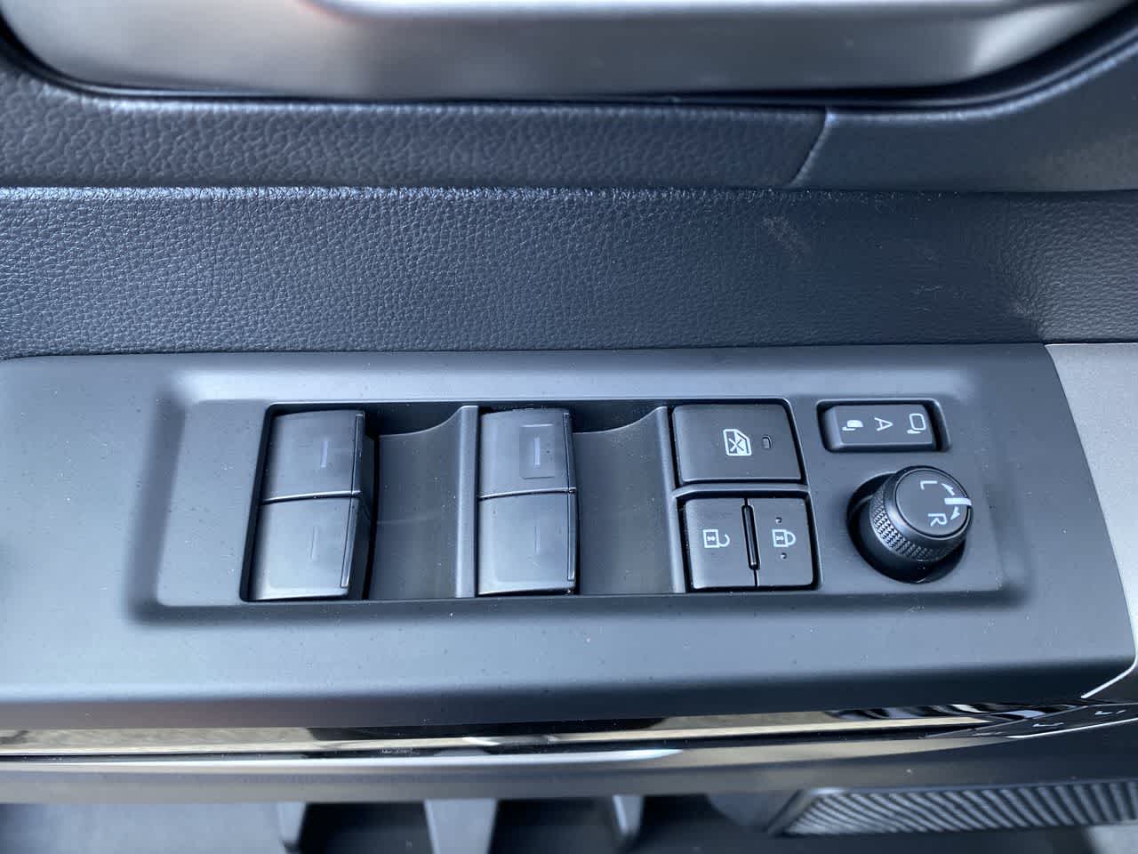 Thumbnail: 2026 Toyota Tundra - 13