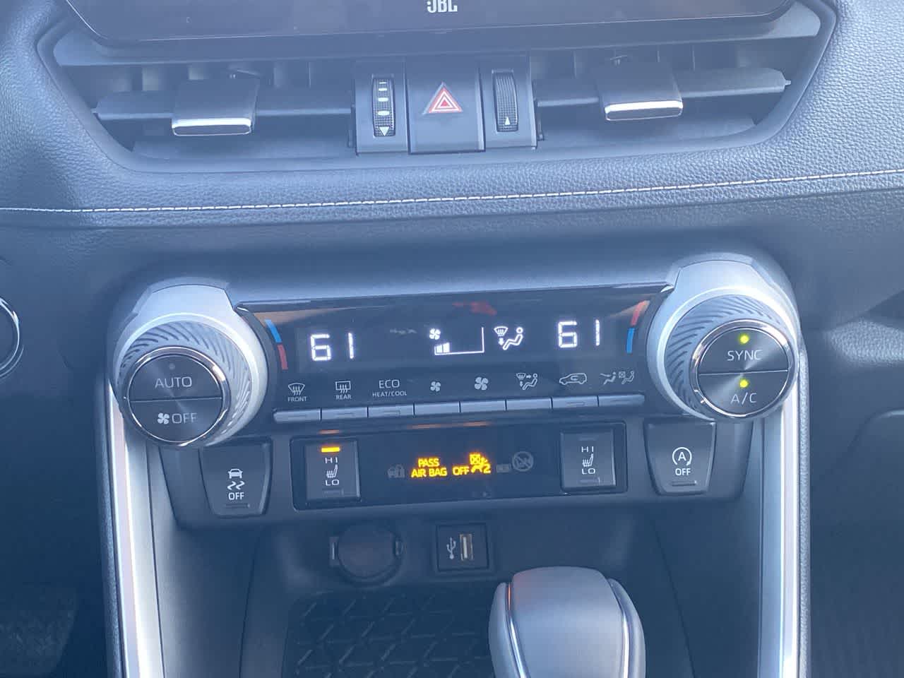 Thumbnail: 2025 Toyota RAV4 - 18