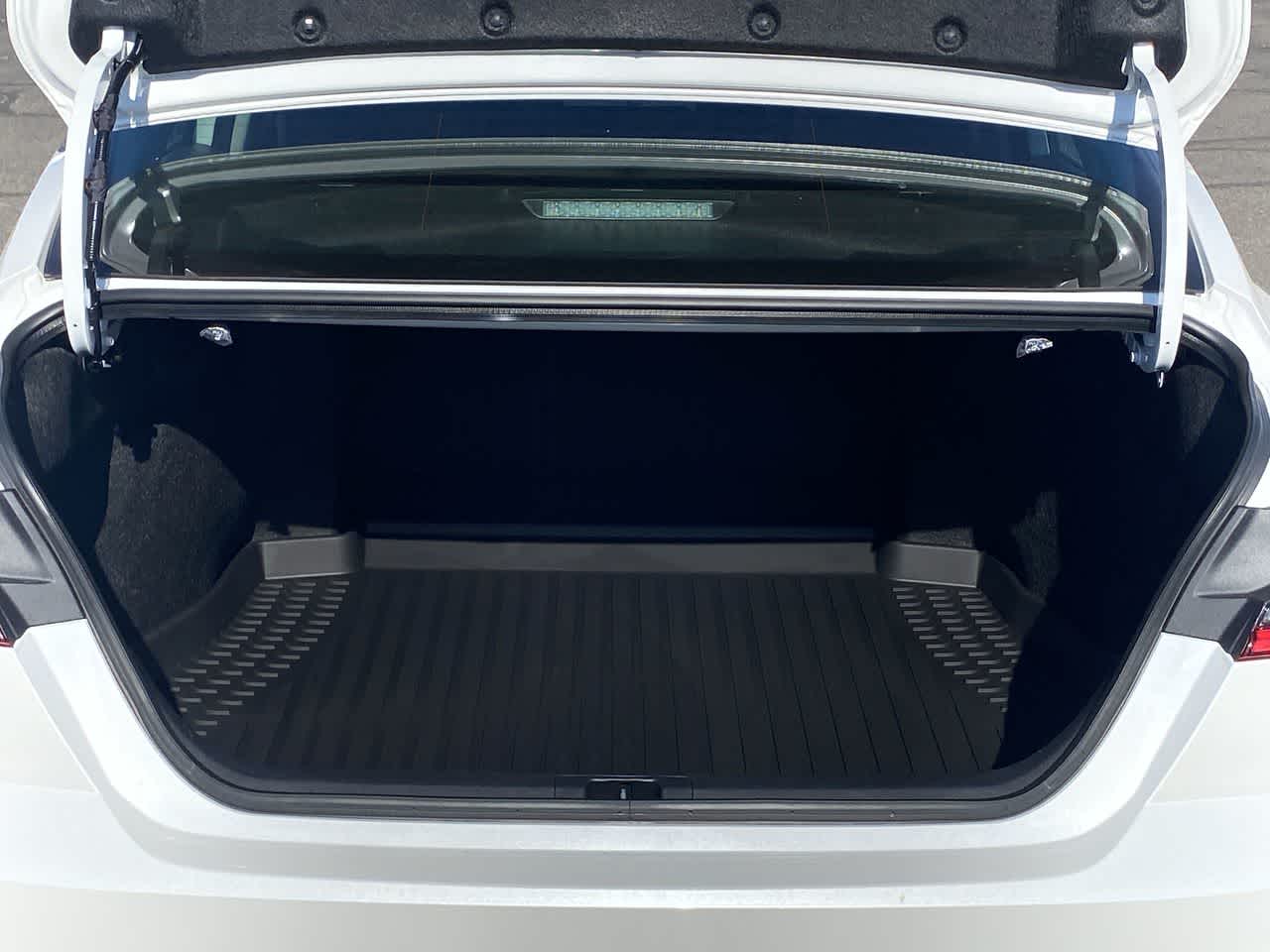 Thumbnail: 2026 Toyota Camry - 22