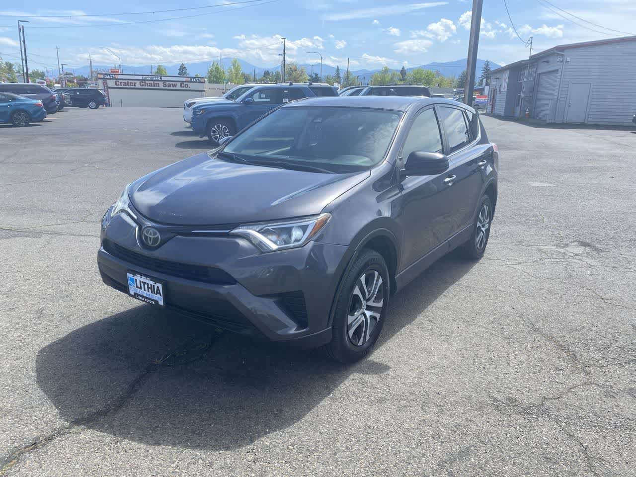 2018 Toyota RAV4 LE -
                  Medford, OR