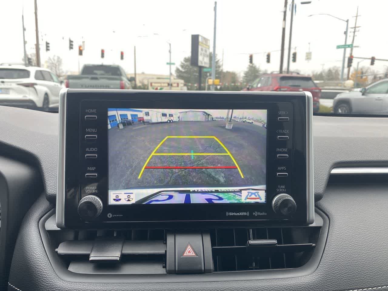 Thumbnail: 2021 Toyota RAV4 - 17