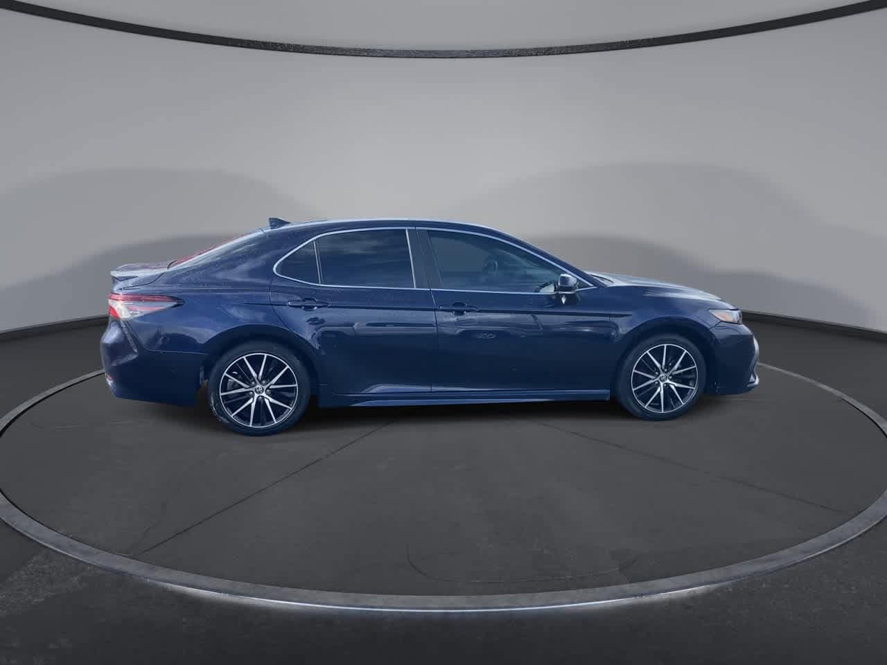 Thumbnail: 2021 Toyota Camry - 9