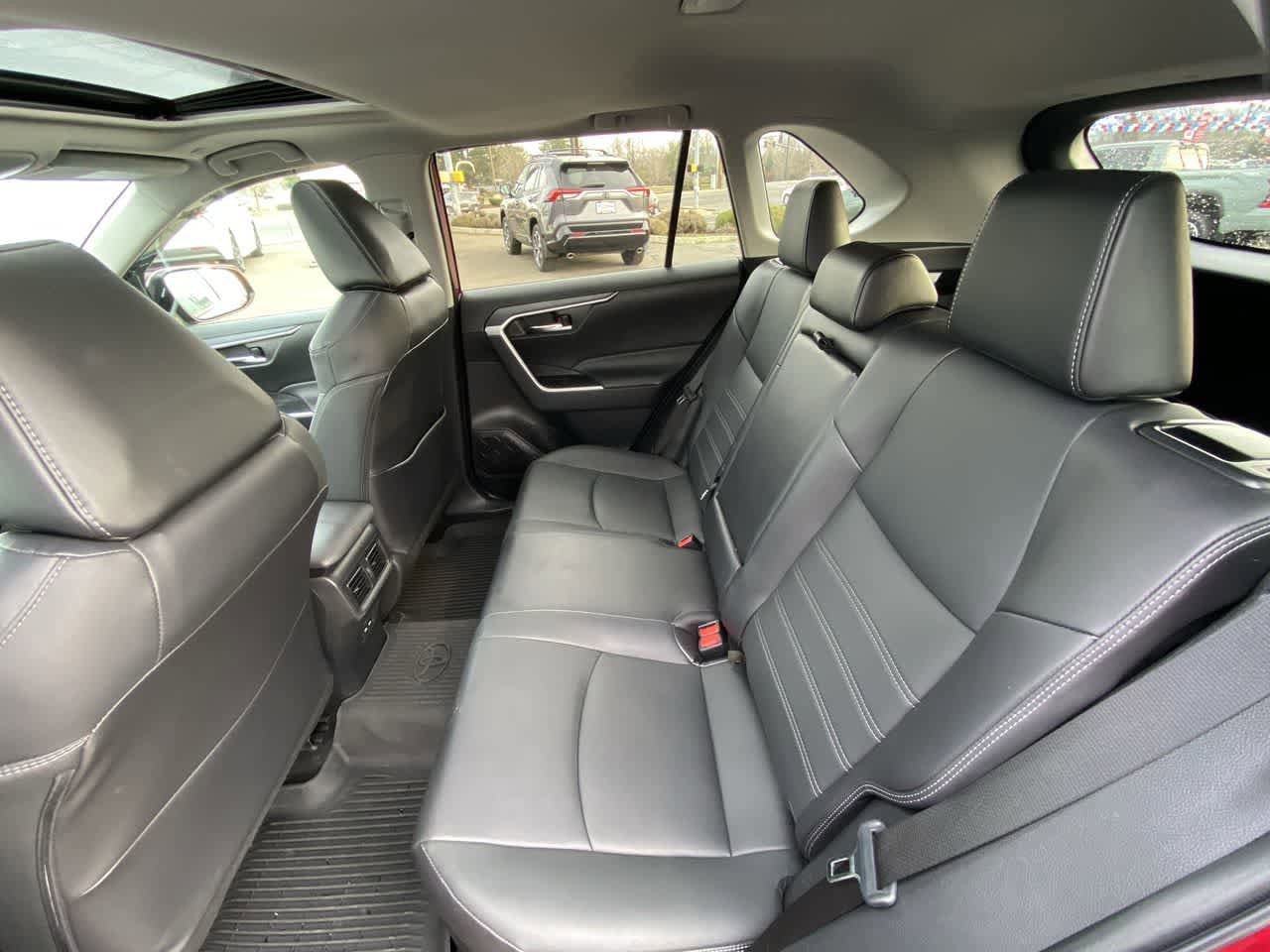 Thumbnail: 2024 Toyota RAV4 - 22