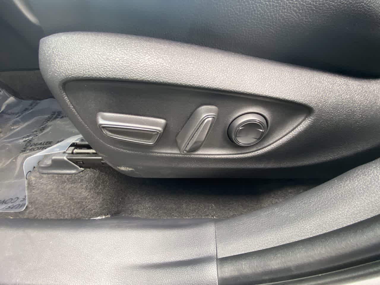 Thumbnail: 2025 Toyota Grand Highlander - 12